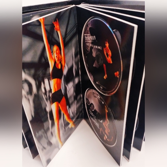 INSANITY Ultimate Cardio Workout 13 DVD Discs Sets With Nutrition Recipe Book. - Picture 7 of 13